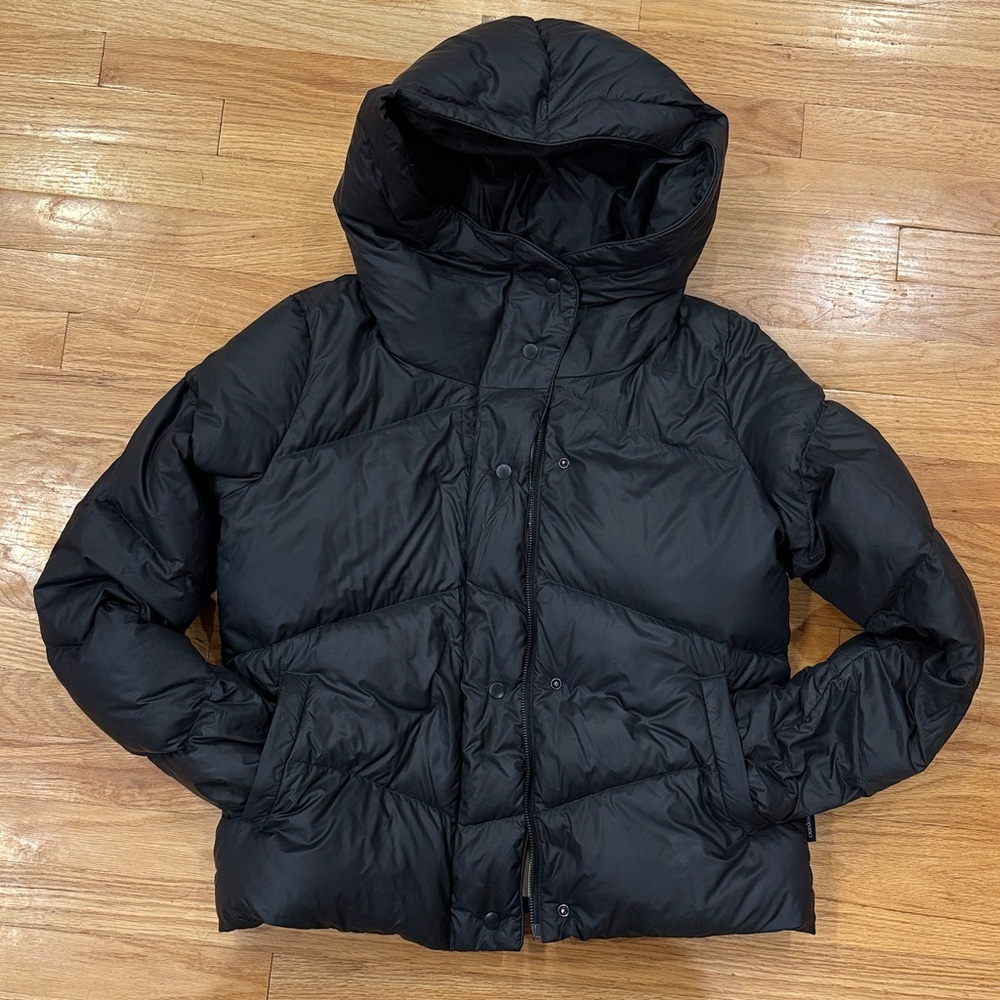 Cotopaxi Puffer Jacket 650 Down black women’s size medium